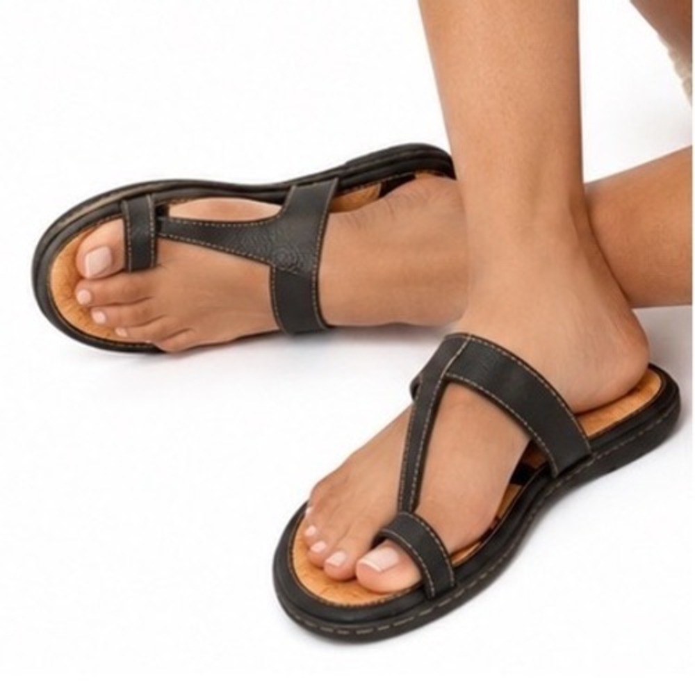 B.O.C. Born Concept W11 Black Toe Loop Strappy Comfort Slide Sandals NEW 106-12